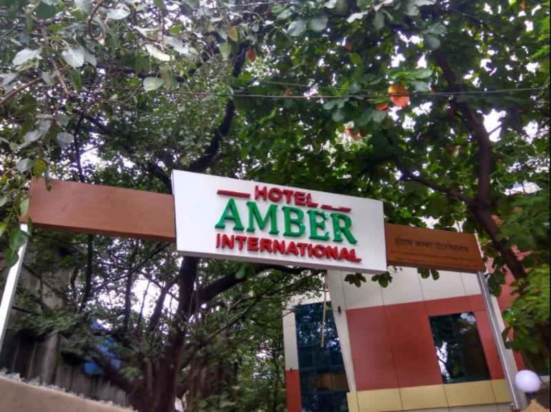 Hotel Treebo Amber International Bombay Exterior foto